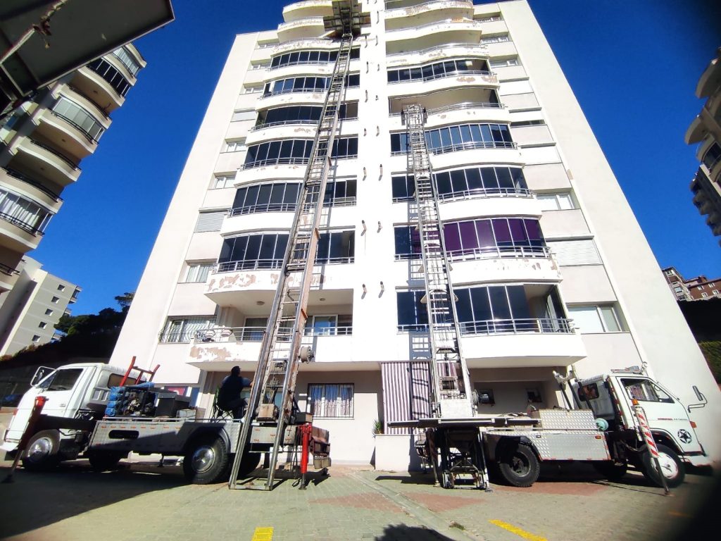 WhatsApp Image 2025-12-03 at 23.47.16 (2)