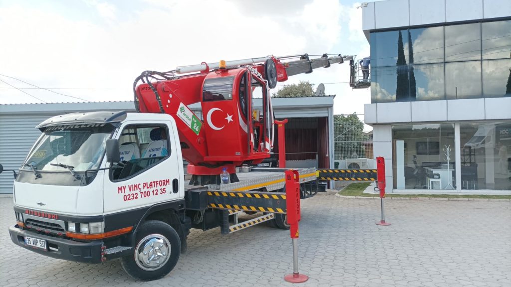 WhatsApp Image 2025-12-03 at 23.47.16 (3)